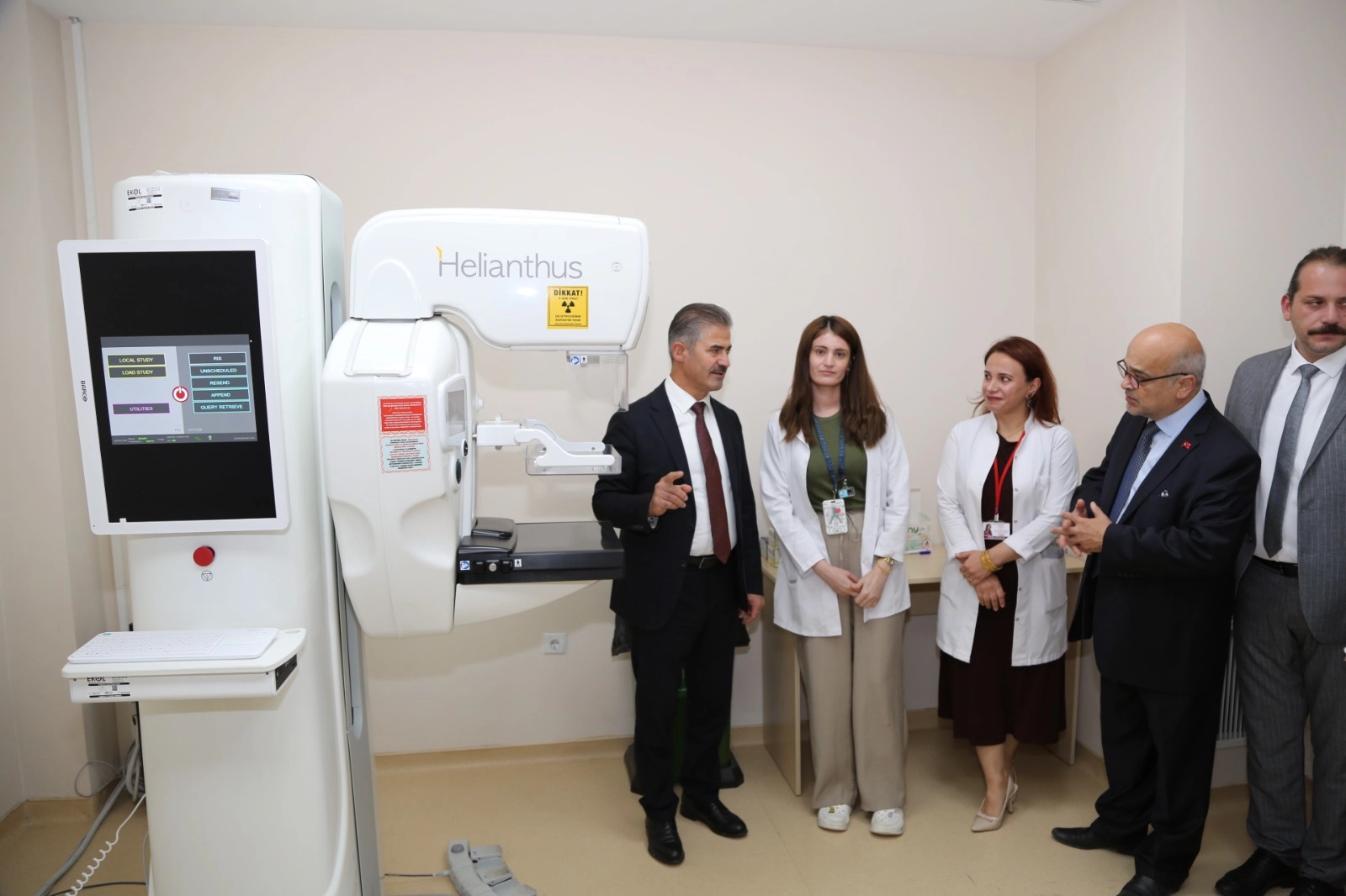 Erzurum İl Sağlık Müdürü Meral'den Aziziye'de saha ziyareti
