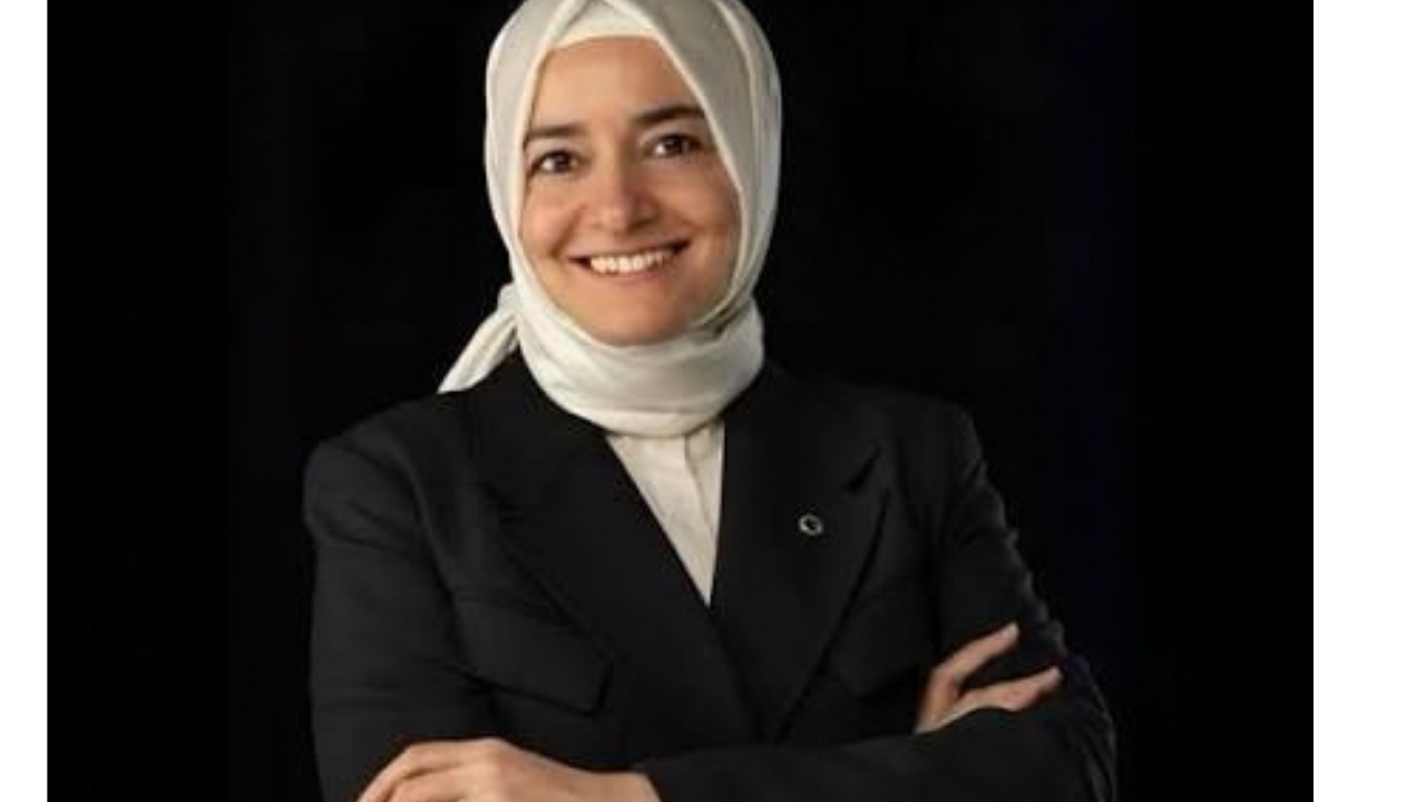 Fatma Betül Sayan Kaya Hakkında Borsada Vurgun İddiası Doğru mu? Yeni Parti'den Olay Yaratan Açıklamalar