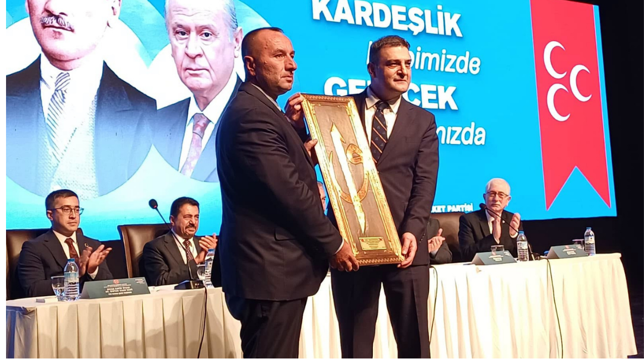 Mhp Bursa’da Bayrak Değişimi Yeni İl Başkanı Mehmet Emin Özcanbaz5
