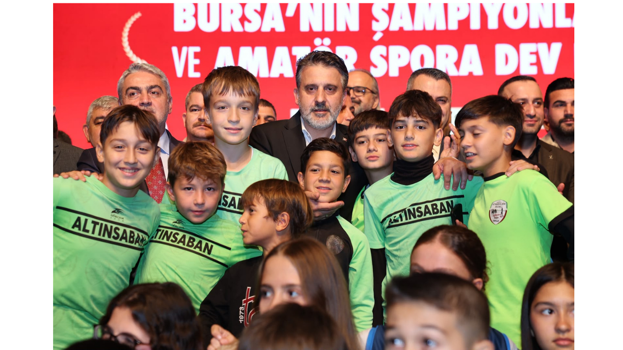 %22Amatör Sporun Yanındayız!%22 Şahin Biba'dan Bursa Kulüplerine Büyük Destek2