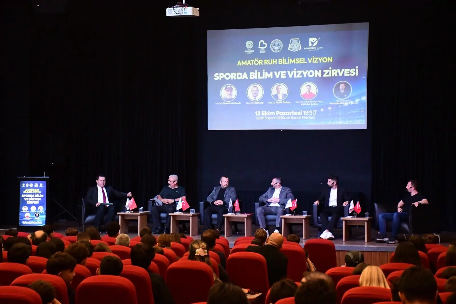 Balıkesir'de genç sporculara bilimsel vizyon