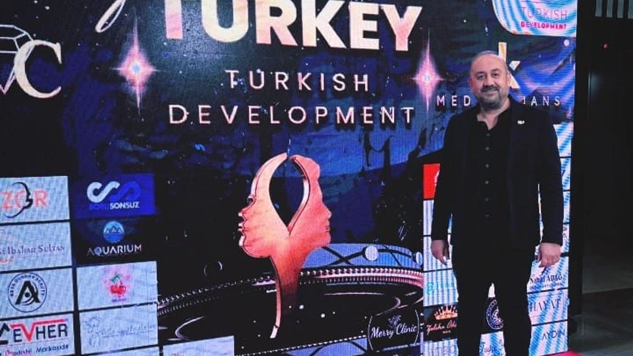 TÜRKİYE'NİN CATERİNG DANIŞMANI GOLD FACES TURKEY'DEN ÖDÜL ALDI