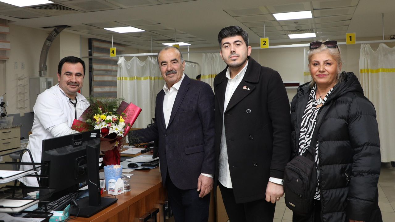 Mudanya Belediye Başkanı Hayri Türkyılmaz'dan yeni yıl ziyaretleri