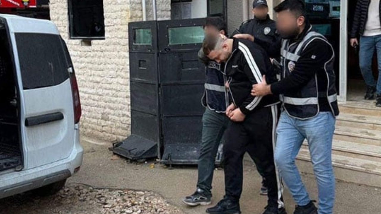 Bursa'da Adliye Gelişmesi: İş Yeri Kurşunlama Şüphelisi Tutuklandı!