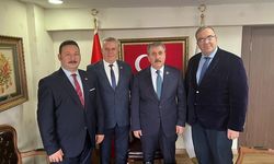 Destici'nin danışmanı Mustafakemalpaşalı Ceyhan İnci oldu