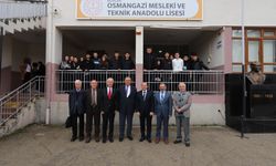 Mezun Olduğu Okul'da Gençlerle Buluştu