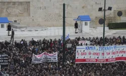 Tren faciasının ikinci yılında protestolar ve grevler Yunanistan'da hayatı durdurdu