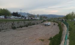 Bursa Çeltikte  araç Alman kanala uçtu!