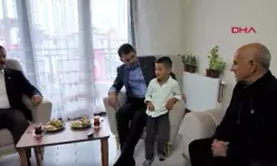 Bakan Kurum, Hatay’da Evleri Tamamlanan Depremzede Aileye Misafir Oldu