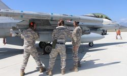 F-16'lar 15 Dakikada Göreve Hazır Hale Getiriliyor