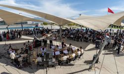 3. Ordu Komutanlığı Bando Takımı EBYÜ Bahar Şenliklerinde Sahne Aldı