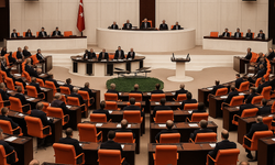AK Parti’den Yeni Yasa Teklifi: 5 Bin nüfuslu Yerleşimlere Belediye Hakkı, Rütbe Terfi Sistemi Değişiyor!