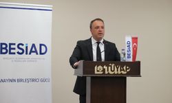 BESİAD’DA BAŞKAN SİNAN TOPUK GÜVEN TAZELEDİ