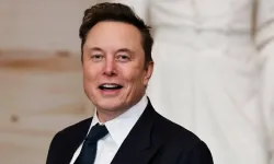 Elon Musk’tan Kıyamet Kehaneti: “Güneş Dünya’yı Yok Edecek, Mars’a Gitmeliyiz!”