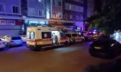 Esenyurt’ta Otel Önünde Tartıştığı Oğlunu Silahla Vurdu