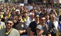 Fenerbahçe'de 'Ali Koç İstifa' Yürüyüşü Kadıköy'de Düzenlendi