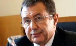 Mehmet Emin Karamehmet:  Çukurova Holding'in Kurucusundan Servet ve Skandallarla Dolu Bir Hayat