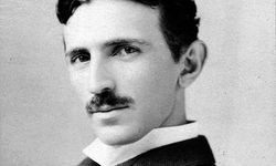 Nikola Tesla’nın Kablosuz Elektrik Hayali Neden Hâlâ Gerçekleşmedi?