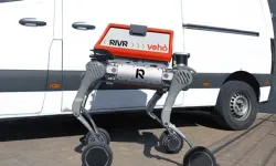 ABD’de Tekerlekli Robot Köpeklerle Paket Teslimatı Başladı