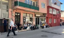 Bursa'da böylesi görülmedi! Bakın saatlerce ne için sıra beklediler.