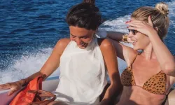Melis Sütşurup Bodrum Tatilinde Leopar Desenli Bikinisiyle İlgi Odağı Oldu