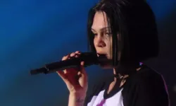 Meme Kanseriyle Mücadele Eden Jessie J'den Yeni Paylaşım