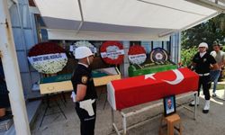 Bursa’da Trafik Kazasında Hayatını Kaybeden Polis ve Ailesi Son Yolculuğuna Uğurlandı
