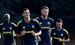 Fenerbahçe - Benfica Maçı Ne Zaman? Şampiyonlar Ligi Play-Off Heyecanı Şifresiz Yayında!