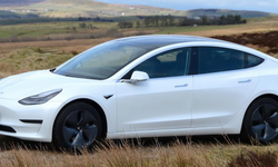 Tesla’dan Yeni Menzil Rekoru: Model 3 Long Range Tanıtıldı