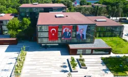 Bursa'da  500 öğrenciye kırtasiye desteği