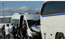 Bursa Gemlik'te Zincirleme Kaza: İşçi Servisleri ve Tır Çarpıştı, 9 Yaralı Hastanede!