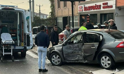 Bursa'da Feci Zincirleme Kaza: 5 Araç Birbirine Girdi, 3 Yaralı!