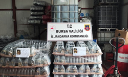 Bursa'da Yasa Dışı Motor Yağı Üretimine Büyük Operasyon: 12 Ton Kaçak Ürün Ele Geçirildi!