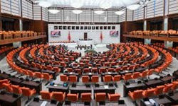 TBMM'den Geçti! 200 Bin TL Üzeri Borcu Olanlara Devlet Destekli Kredi Müjdesi