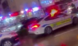 Bursa FSM Bulvarı'nda Yürek Burkan Anlar! Kaza Yerine Gelen Polis, Yaralı Motosikletli Kuryenin Kendi Oğlu Olduğunu Gör