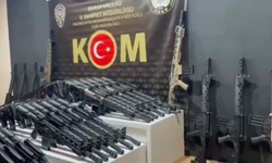BURSA'DA KAÇAK SİLAH TİCARETİNE BÜYÜK DARBE! 118 RUHSATSIZ TÜFEK ELE GEÇİRİLDİ