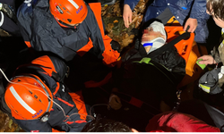 BURSA'DA KAHREDEN OLAY: BALABAN ŞELALESİ BÖLGESİNDE DÜŞEN 2 GENÇTEN BİRİ HAYATINI KAYBETTİ