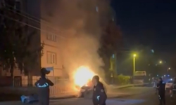 Bursa'da Korku Dolu Anlar: Seyir Halindeki Otomobil Alev Alev Yandı!