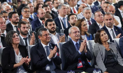 CHP'NİN 'A TAKIMI' BELLİ OLDU! PARTİ MECLİSİ VE YDK LİSTELERİ AÇIKLANDI