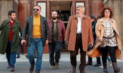 Cinayet Süsü Filmi Nerede Çekildi? Konusu Nedir, Oyuncuları Kimler?