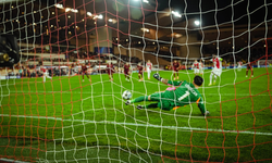 Galatasaray Yıkıldı! Monaco 1-0 Galatasaray Maç Sonucu: Şampiyonlar Ligi'nde Sarı-Kırmızılılar Deplasmanda Kaybetti!