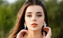 Rüya Gibi Dizisinin "Sezen"i Kim? Ünlü Sosyal Medya Fenomeni Yeliz Korkmaz'ın Kariyer Yolculuğu