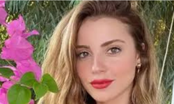 Son Dakika: Ünlü Oyuncu Ezgi Eyüboğlu Gözaltına Alındı! Ezgi Eyüboğlu Kimdir, Neden Gözaltında?