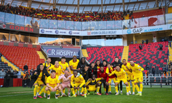 SÜPER LİG'DE ÖNEMLİ GALİBİYET: Göztepe, Gaziantep FK'yı deplasmanda tek golle geçti!