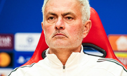 UEFA Şampiyonlar Ligi Kritik Mücadele: Benfica - Napoli Maçı Ne Zaman? Saat Kaçta ve Hangi Kanalda Canlı Yayınlanacak?