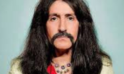 Barış Manço'nun Bıyık Bırakmasının Gerçek Sebebi Nedir? Sadece İmaj Değilmiş! İşte O Kaza ve Ardındaki Hüzünlü Hikaye