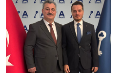 Bursa Siyasetinde Hareketli Günler: Anahtar Parti'den Fuat Üçüncü'ye Stratejik Görev!