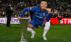 Jadon Sancho Kimdir, Kaç Yaşında? Aston Villa'nın Yıldızı Jadon Sancho'nun Kariyeri ve Güncel İstatistikleri