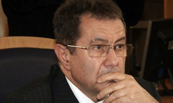 MEHMET EMİN KARAMEHMET KİMDİR?