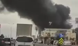 SON DAKİKA | İstanbul Büyükçekmece'de İş Yeri Yangını: Dumanlar Gökyüzünü Sardı!